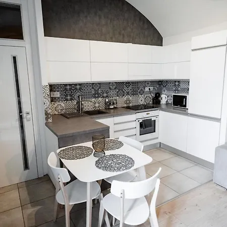 Ah Postova Apartment *